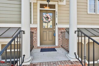 205 Lexington Village in Peachtree City, GA - Building Photo - Building Photo