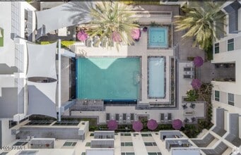 4949 N 7th St in Phoenix, AZ - Building Photo - Building Photo