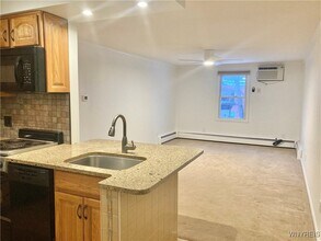 89 Johnson Park in Buffalo, NY - Building Photo - Building Photo