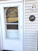 45 Abbott St in White River Junction, VT - Foto de edificio - Building Photo