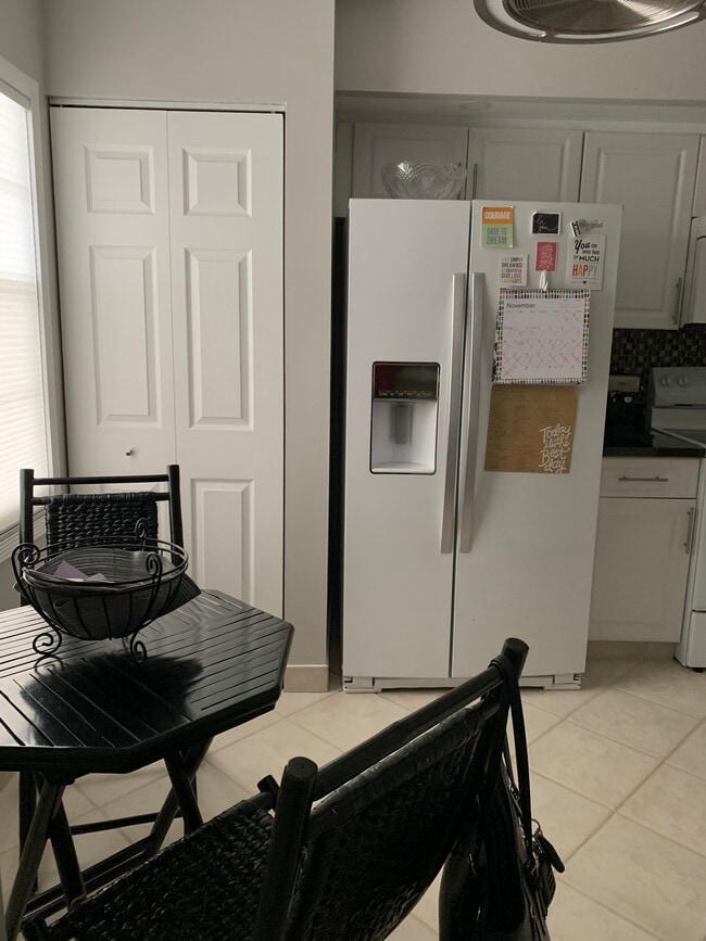 13105 SW 16th Ct, Unit L305 in Pembroke Pines, FL - Building Photo - Building Photo