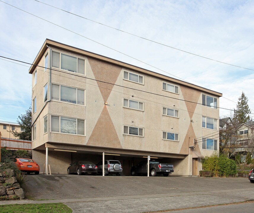 42nd Street Apartments in Seattle, WA - Building Photo