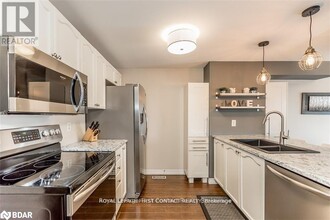 69 Courtney Crescent in Barrie, ON - Building Photo - Building Photo