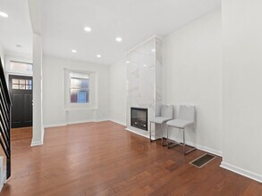 2443 Nicholas St in Philadelphia, PA - Building Photo - Building Photo