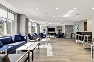 1 2nd St, Unit 1808 in Jersey City, NJ - Foto de edificio - Building Photo