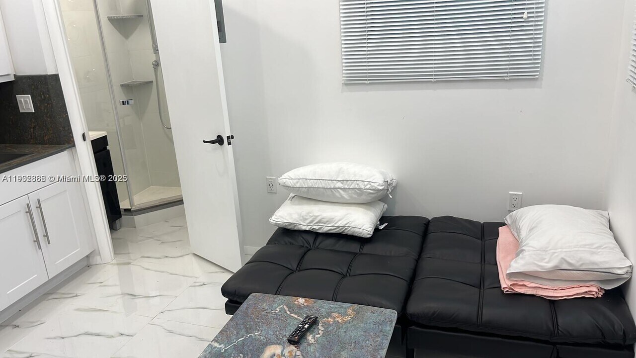 1150 Normandy Dr in Miami Beach, FL - Building Photo