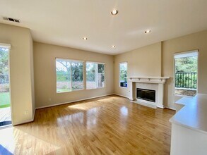 11042 Corte Mar De Delfinas in San Diego, CA - Building Photo - Building Photo