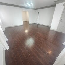 1109 S Rimpau Blvd in Los Angeles, CA - Building Photo - Building Photo