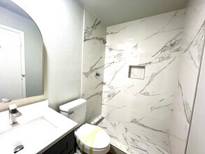 2407 Ventura Dr in Arlington, TX - Building Photo - Building Photo