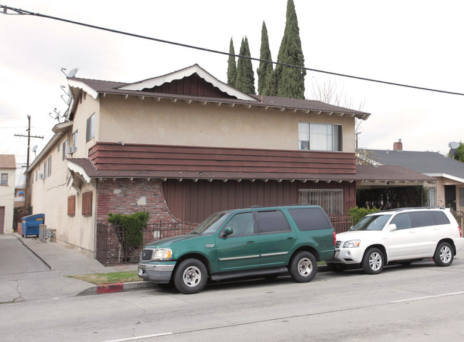 6257 State St in Huntington Park, CA - Foto de edificio - Building Photo