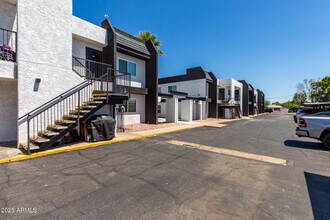 1822 N 32nd St in Phoenix, AZ - Building Photo - Building Photo