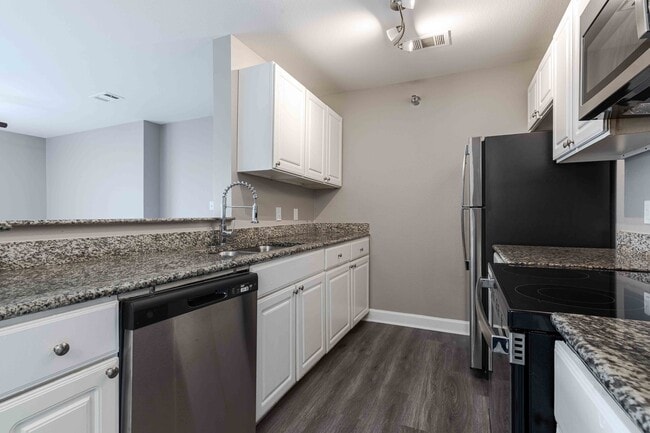 73TwentyFive in North Little Rock, AR - Building Photo - Building Photo