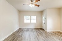 7830 Dyer St in Houston, TX - Building Photo - Building Photo