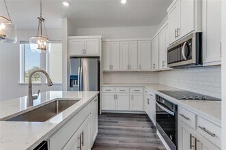 7535 Millingston Rd in Dallas, TX - Building Photo - Building Photo