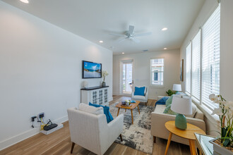 Barefoot Cottages II in Port St. Joe, FL - Building Photo - Interior Photo