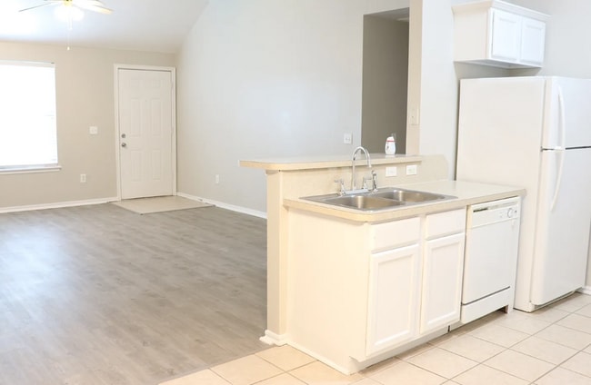 property at 1217 Eastgate Dr