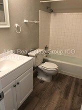415 St Vrain Pl-Unit -101 in Colorado Springs, CO - Building Photo - Building Photo