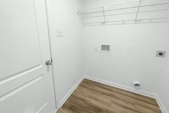 400 Lynn St in Richardson, TX - Building Photo - Building Photo