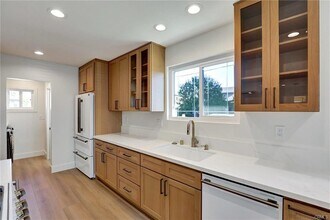 7043 E Harco St in Long Beach, CA - Building Photo - Building Photo