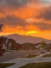 9078 Manse Grv in Colorado Springs, CO - Foto de edificio - Building Photo
