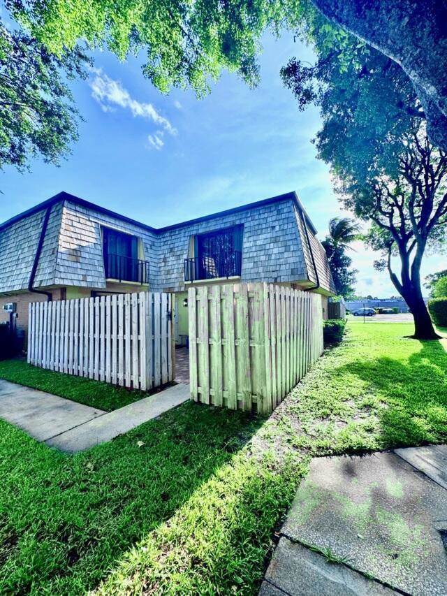 property at 331 Lake Arbor Dr