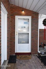 113 Russell Rd in Albany, NY - Building Photo - Building Photo