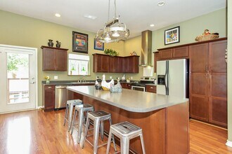 226 Valmar in Kemah, TX - Building Photo - Building Photo