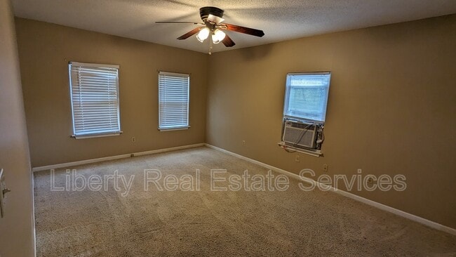 1102 Ruben Wells Rd in Hinesville, GA - Building Photo - Building Photo