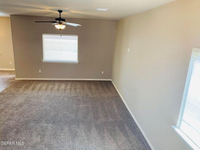 3888 Loma Brisa Dr in El Paso, TX - Building Photo - Building Photo