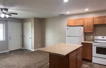 1412 1st St in Columbus, NE - Building Photo - Building Photo