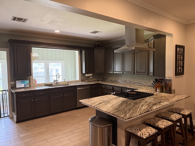 property at 110 S Saint John St