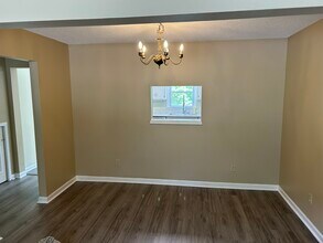 11090 Watson Dr in Seneca, SC - Building Photo - Building Photo