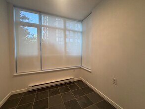 1068 Hornby St in Vancouver, BC - Building Photo - Building Photo