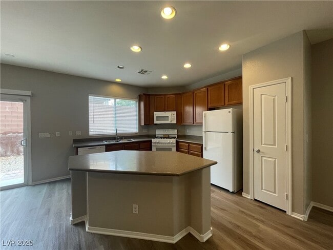 9791 Pan Falls St in Las Vegas, NV - Building Photo - Building Photo