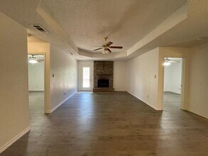 216 N Bugle Dr in Fort Worth, TX - Building Photo - Building Photo