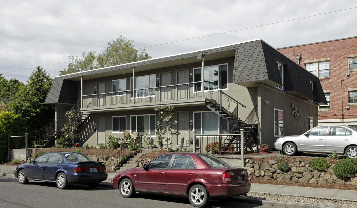 Latin Quarter Apartments in Portland, OR - Building Photo