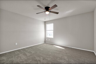 3827 Key W Way in Converse, TX - Building Photo - Building Photo