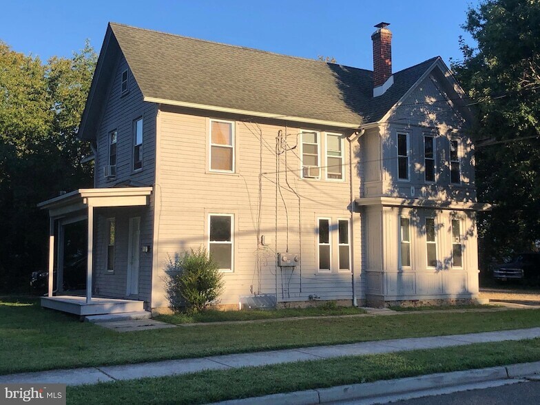 1148 E Landis Ave in Vineland, NJ - Building Photo