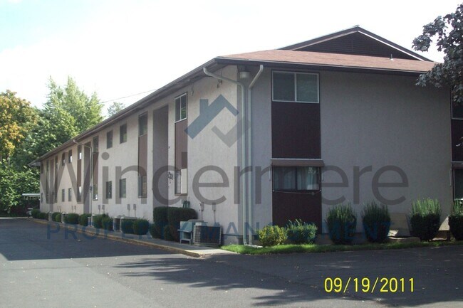 property at 532 E Alder St