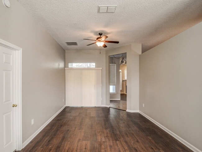 412 Sparrow Branch Cir in Jacksonville, FL - Building Photo - Building Photo