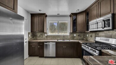 1155 Horn Ave in West Hollywood, CA - Building Photo - Building Photo