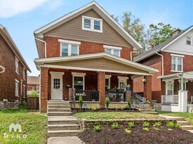 329 Woodland Ave in Columbus, OH - Building Photo