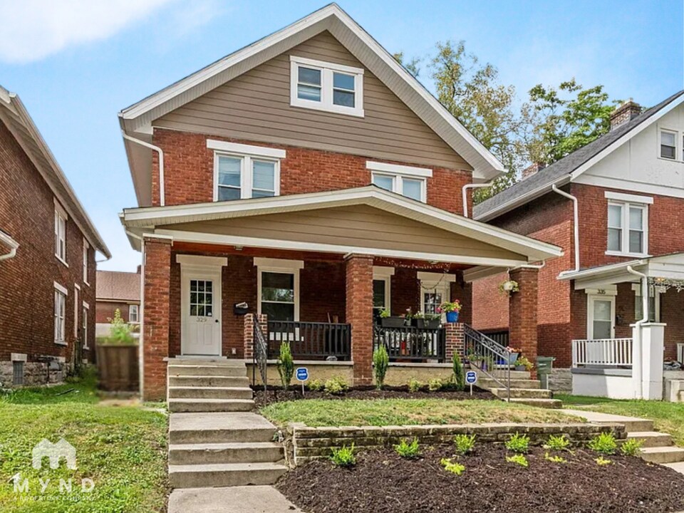 329 Woodland Ave in Columbus, OH - Building Photo