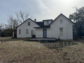 306 Veazey St in Union Point, GA - Building Photo - Building Photo