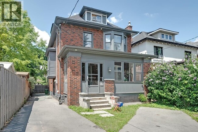 38 Ashford Blvd in Hamilton, ON - Building Photo - Building Photo