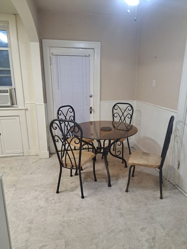 5918 Arendes Dr in St. Louis, MO - Building Photo - Building Photo