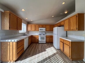 1217 Jacob Ln in Fernley, NV - Building Photo - Building Photo