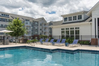 Commonwealth Apartments in Midlothian, VA - Building Photo - Building Photo
