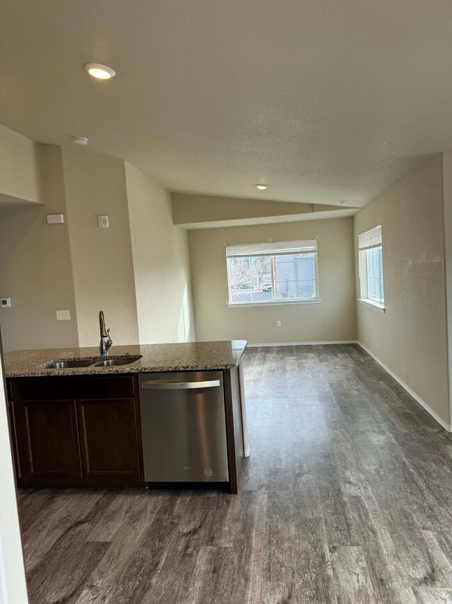 1745 Flintshire St, Unit 201 in Colorado Springs, CO - Building Photo - Building Photo