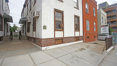 816 5th Ave in Brooklyn, NY - Building Photo - Building Photo